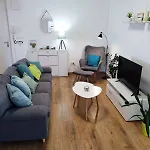 Spacious 3 Center *