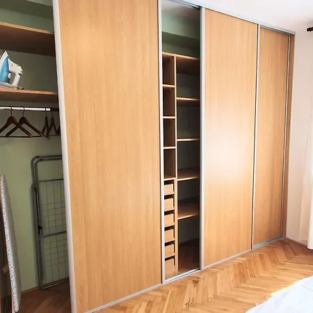 Spacious 3 Center Apartmán